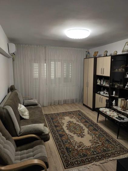Apartament cu 2 camere decomandat în 2 Moldoveni