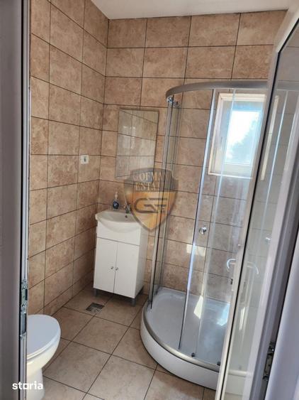 Casă cu Teren 500 Mp în Lumina