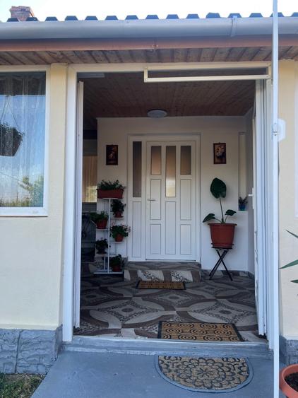 Casă cu 2 camere în Central