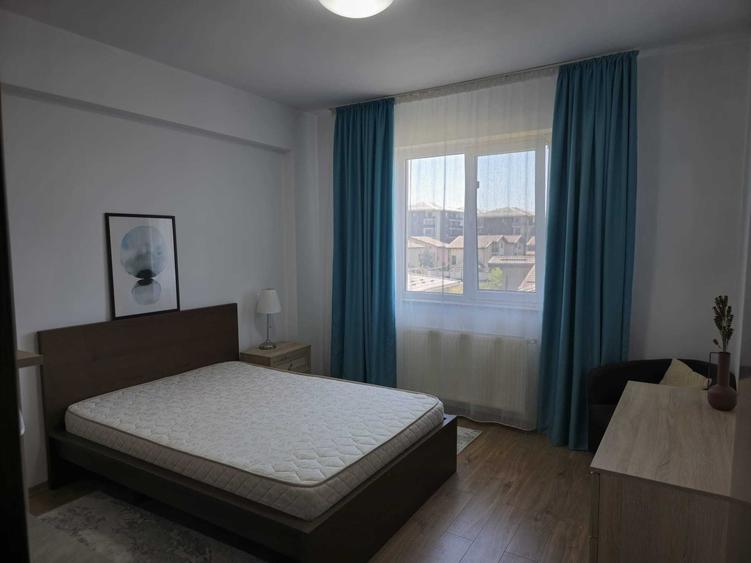 Apartament cu 3 camere decomandat în Fundeni