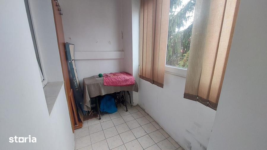 Apartament cu 2 camere semidecomandat în Plopilor