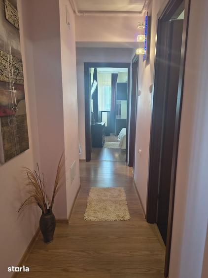Faleza Nord 3 camere frontal mare 82 mp pre? 239900 euro - 9