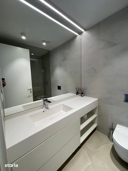 Apartament cu 3 camere în Tei
