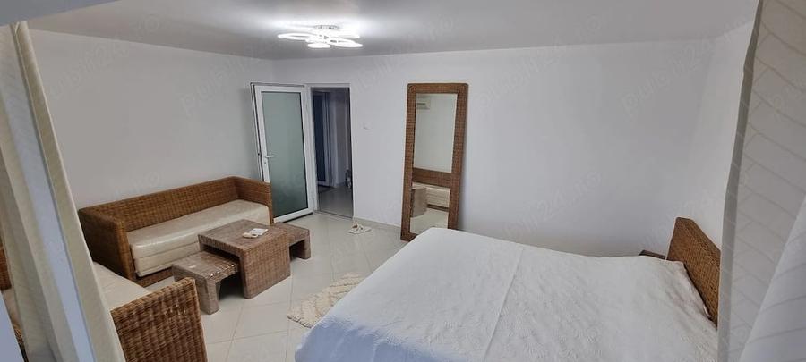 Apartament cu 3 camere decomandat în Ultracentral
