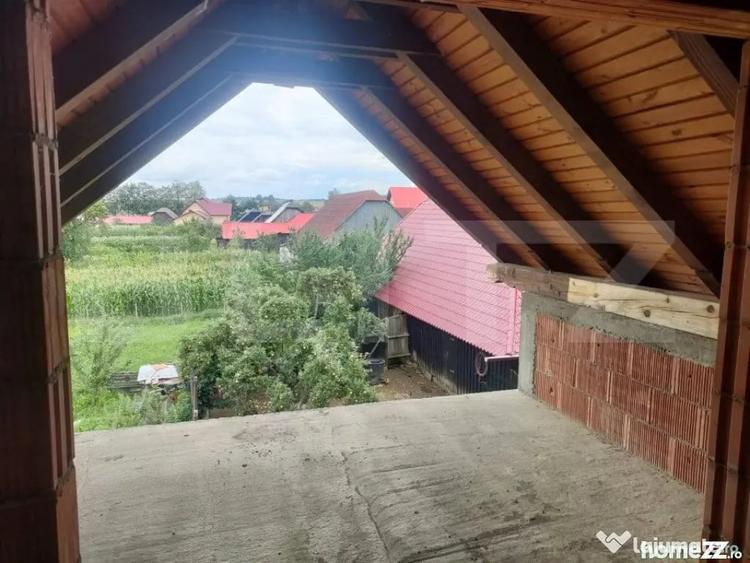 Casă cu 7 camere cu Teren 770 Mp în Marginea