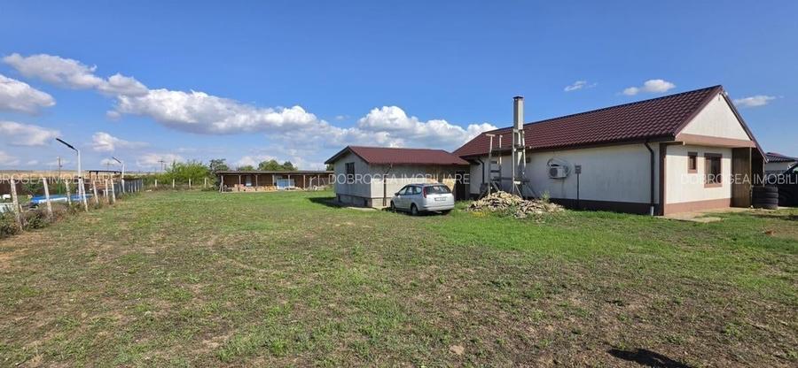 Casă cu 4 camere cu Teren 800 Mp în Kogălniceanu
