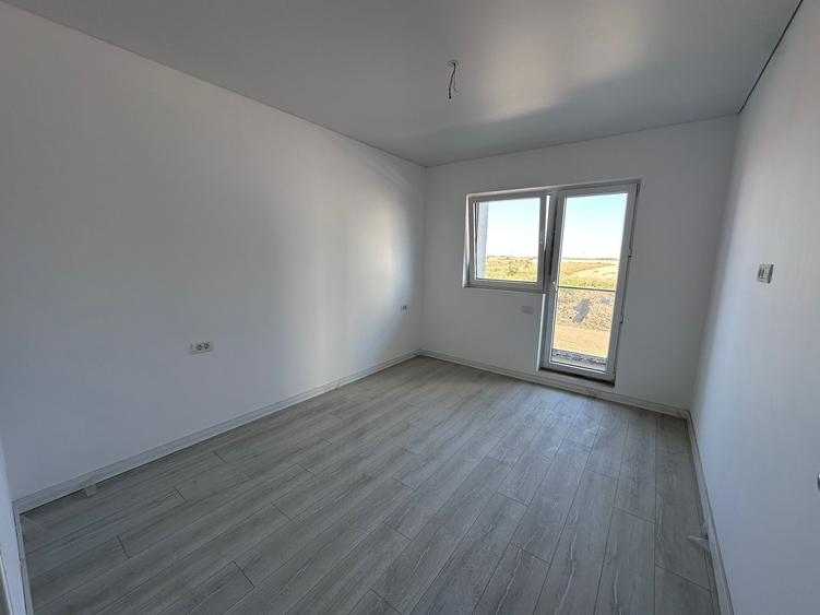 Apartament cu 2 camere decomandat în Berceni