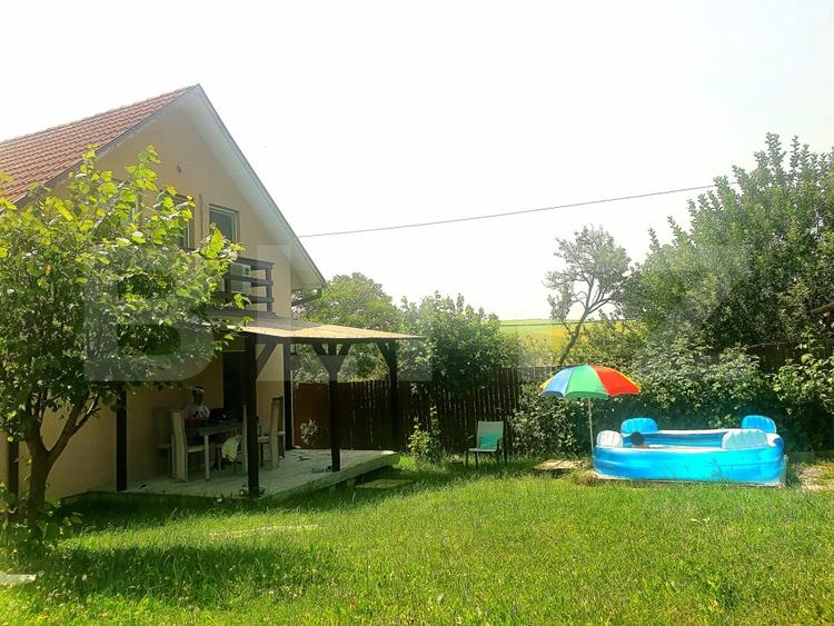Casă individuală cu 4 camere cu Garaj în Sălicea
