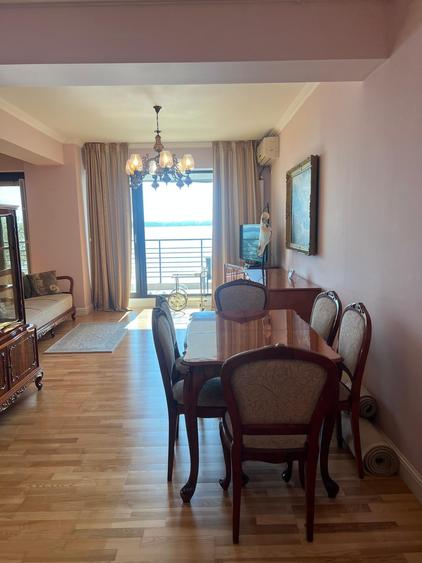 Apartament cu 3 camere decomandat în Nord