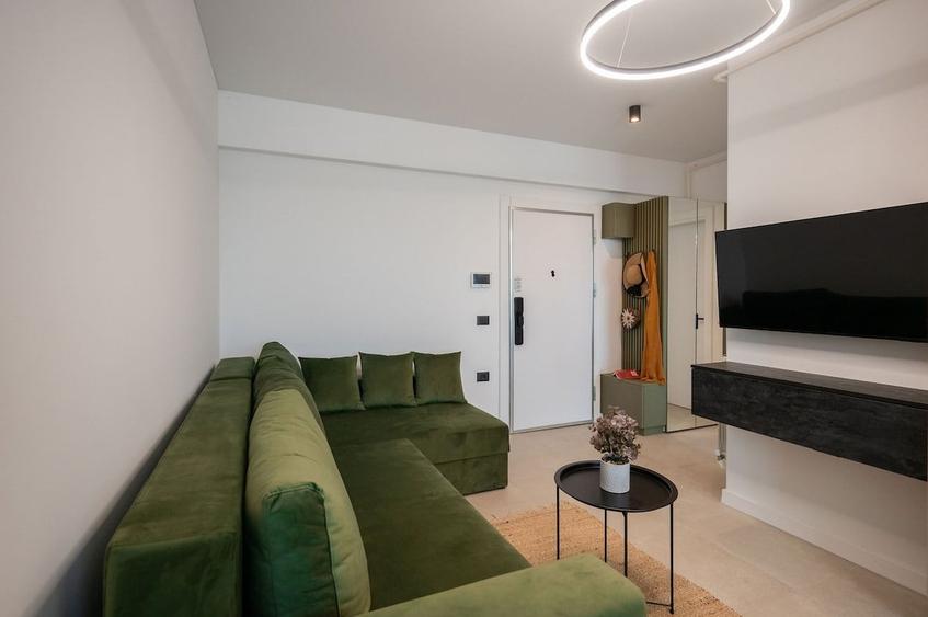 Apartament cu 2 camere decomandat în Mamaia-Sat