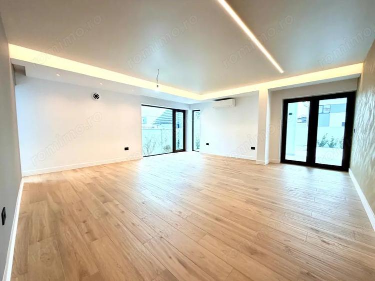Casă cu 5 camere cu Teren 600 Mp în Buziașului