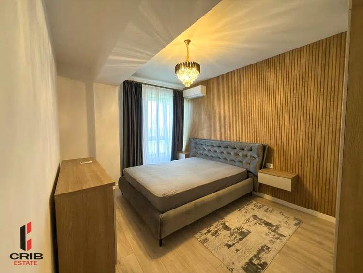 Apartament cu 3 camere semidecomandat, mobilat în Sisești