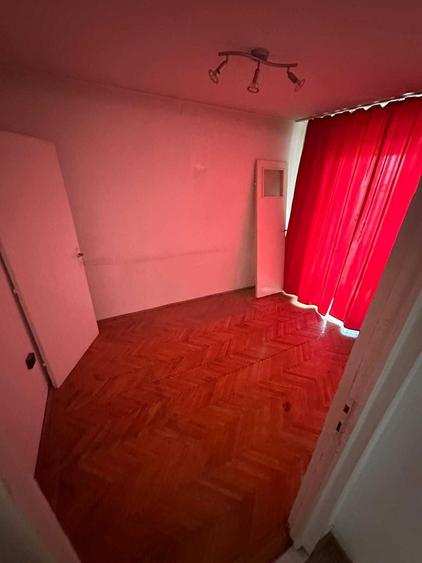 Apartament cu 2 camere decomandat în Confecții