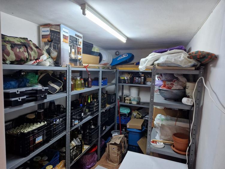 Duplex cu 5 camere cu Canalizare în Florești