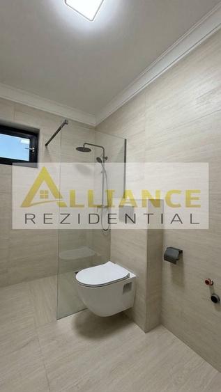 Casă individuală cu 4 camere cu Canalizare în Berceni