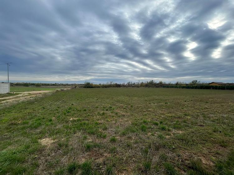 Teren intravilan de 1252 mp, în Piscu