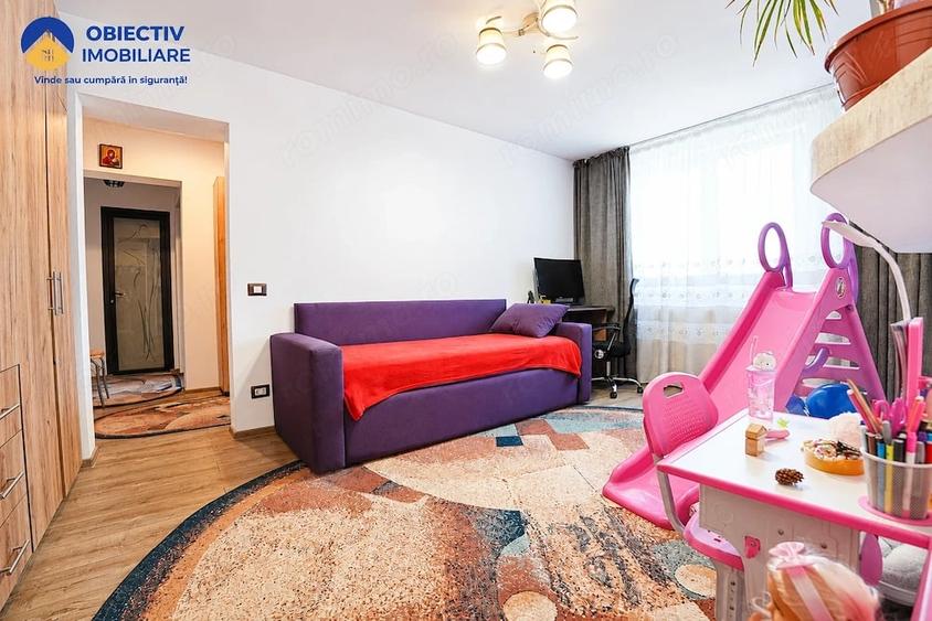 Apartament cu 3 camere semidecomandat în Dărmănești