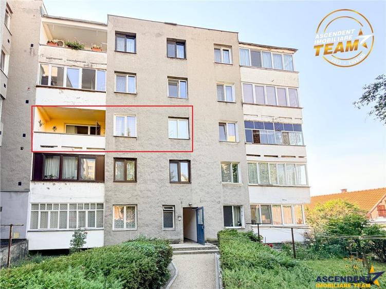 Apartament cu 3 camere decomandat în Central