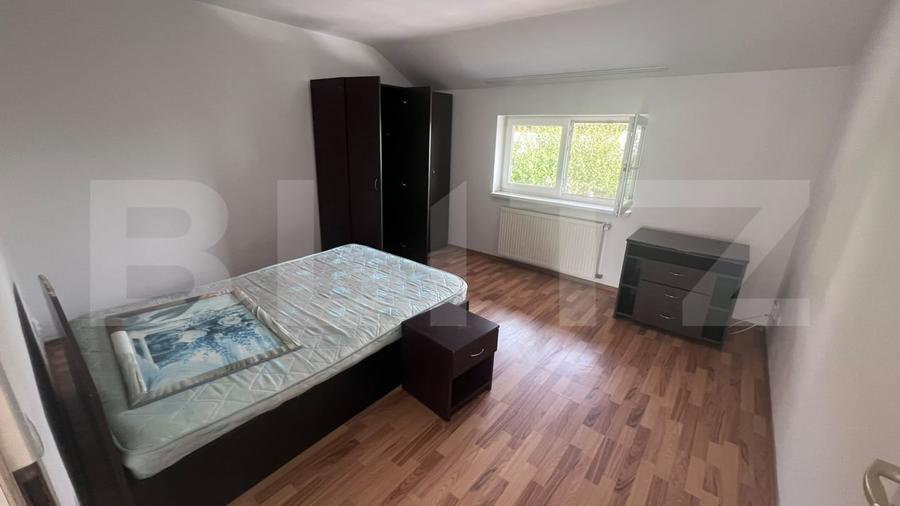 Duplex cu 4 camere cu Canalizare în Cetate