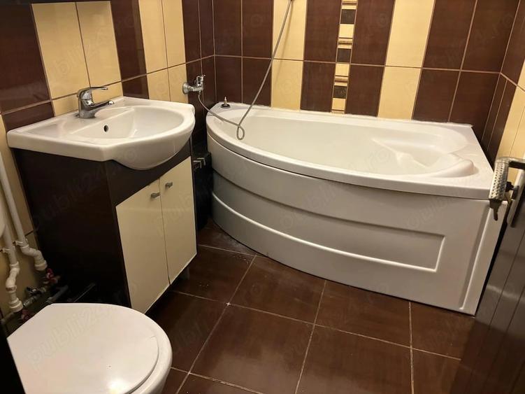 Garsonieră decomandată în Central