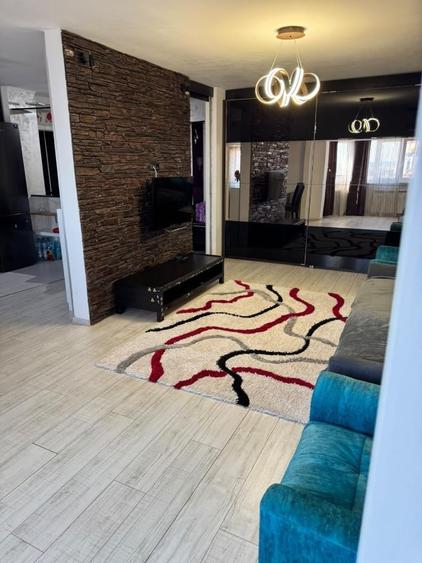 Apartament cu 2 camere decomandat în Gara