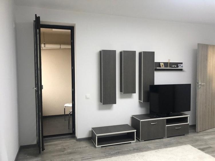 Ofer inchiriere garsoniera fond nou, Gavana , moderna, 300 euro - 1