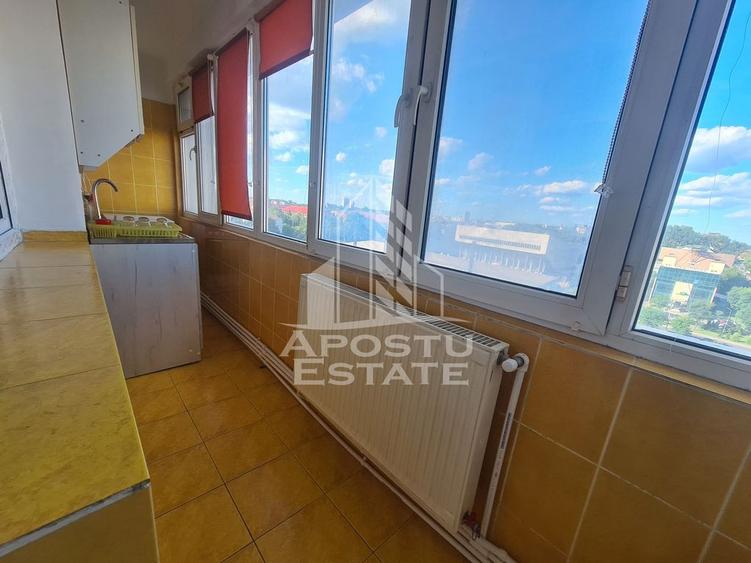 Apartament cu 3 camere decomandat, mobilat în Complex Studențesc