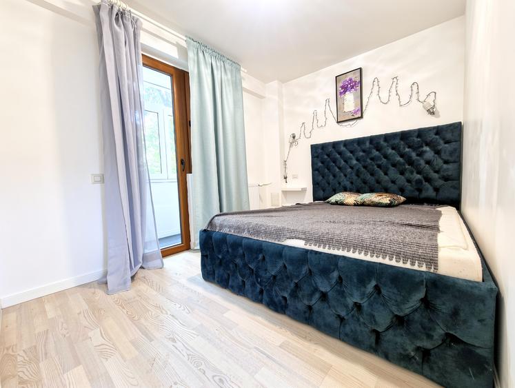 Apartament cu 2 camere decomandat în Victoriei