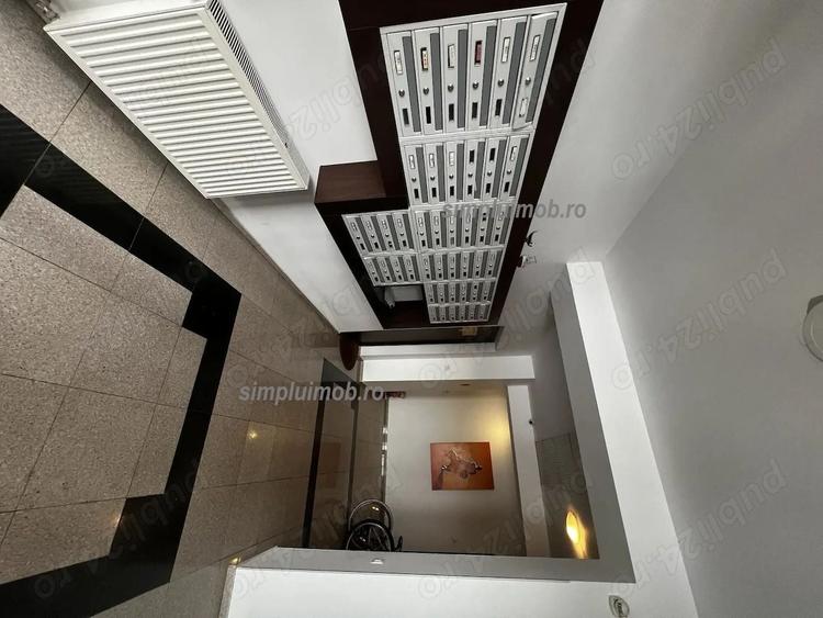 Apartament cu 2 camere decomandat, mobilat în Central