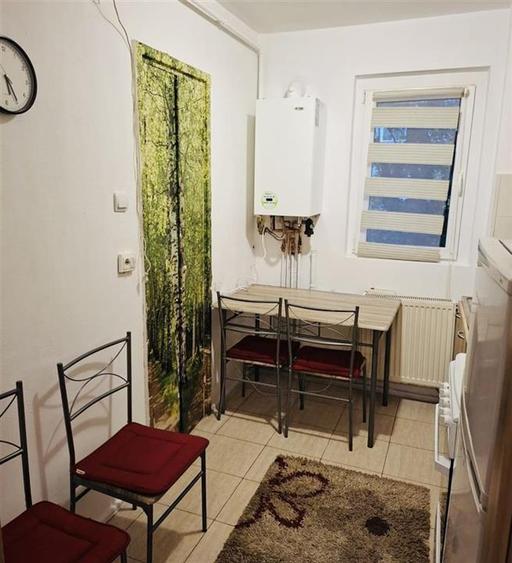 Apartament cu 2 camere nedecomandat, mobilat în Central
