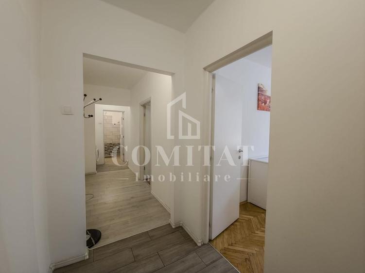 Apartament cu 3 camere decomandat, mobilat în Horea