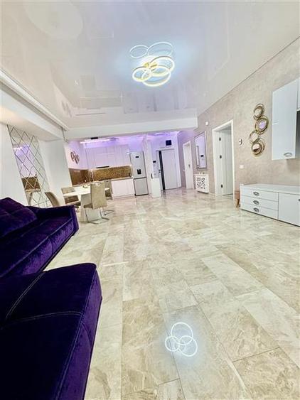 Apartament cu 2 camere decomandat, mobilat în Central