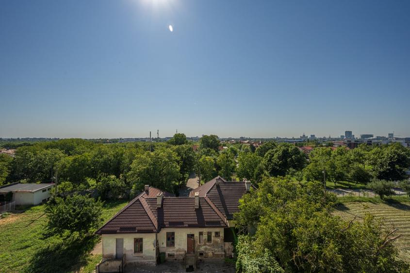 Apartament cu 4 camere decomandat, mobilat în Sisești