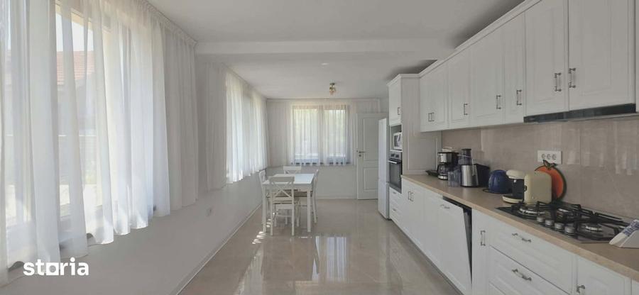 Casă cu 4 camere cu Teren 600 Mp în Lotus