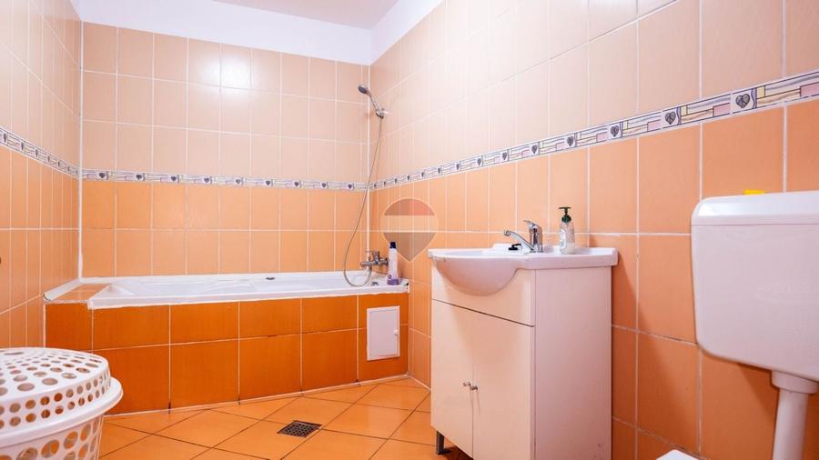 Apartament cu 2 camere decomandat, mobilat în Vitan-Bârzești