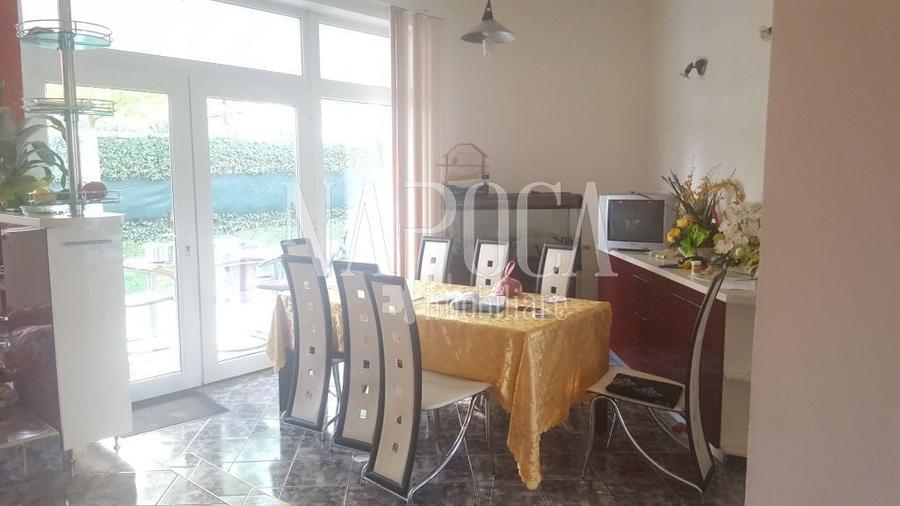 Duplex cu 6 camere cu Canalizare în Bună Ziua