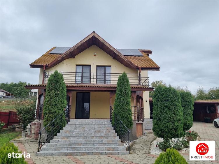 Casă cu 6 camere cu Teren 2200 Mp în Sâncraiu de Mureș