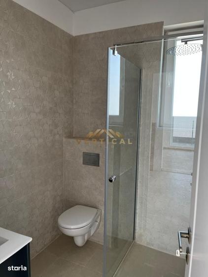 Casă cu 4 camere cu Teren 350 Mp în Vidra