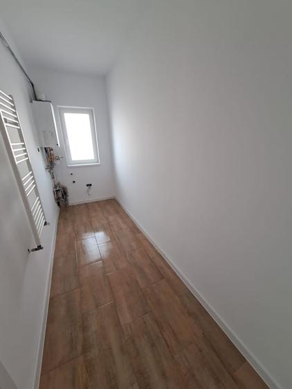 Duplex cu 5 camere cu Canalizare în Moșnița Nouă