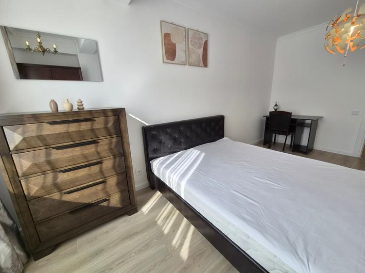 Apartament cu 3 camere decomandat în Iancu Nicolae