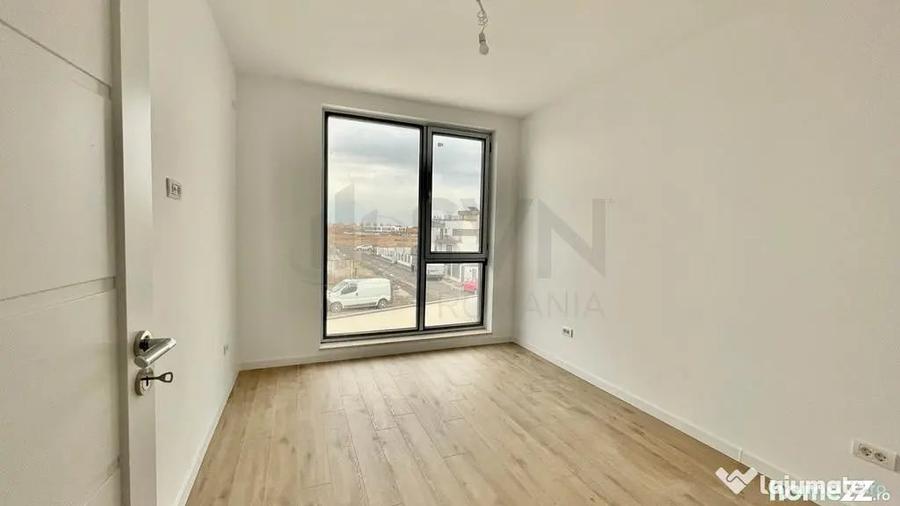 Casă cu 5 camere cu Teren 300 Mp în Băneasa