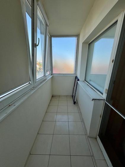 Apartament cu 2 camere decomandat în Enachiță Văcărescu