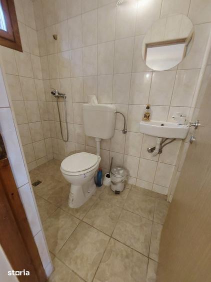 Casă cu 6 camere cu Teren 5995 Mp în Hidiș