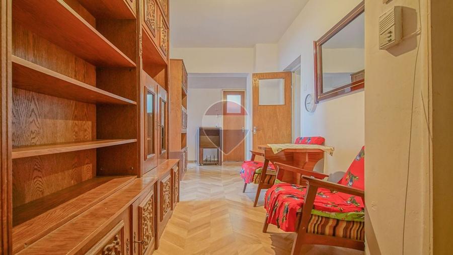 Apartament cu 3 camere de închiriat în zona Blumana - 9