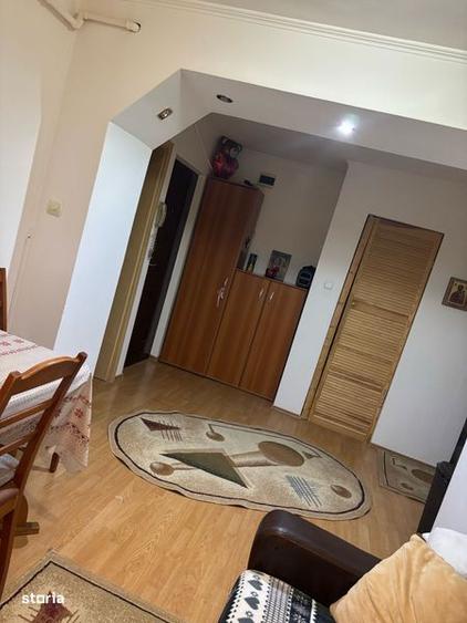 Apartament cu 2 camere în Lipovei