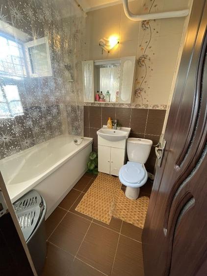 Apartament 2 camere semidecomandat 60mp+beci Valea Ro?ie - 1