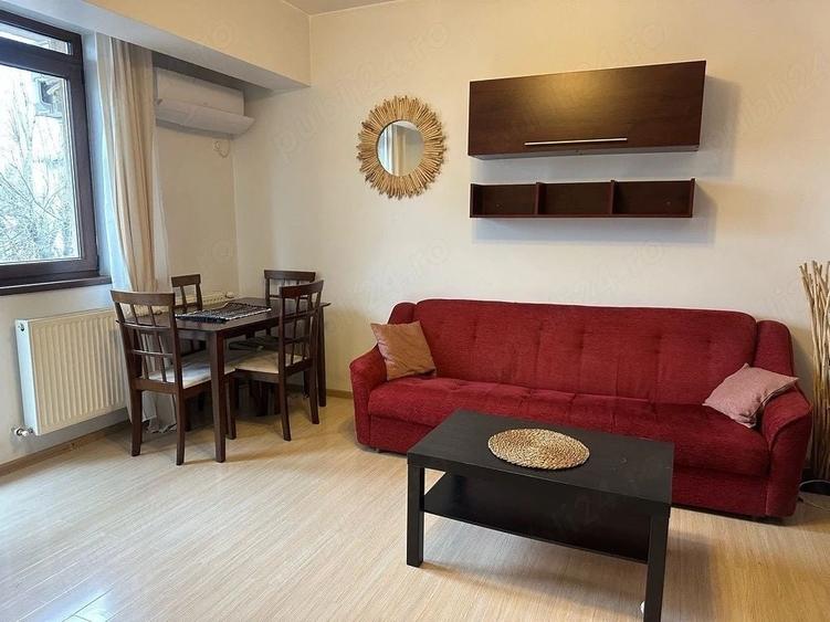 Apartament cu 2 camere semidecomandat, mobilat în Bucureștii Noi