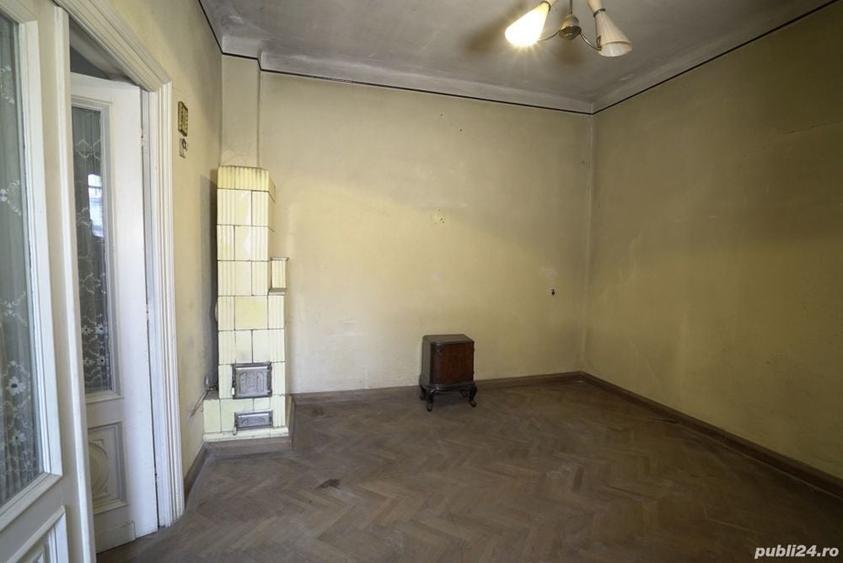 Casă cu 2 camere în Central