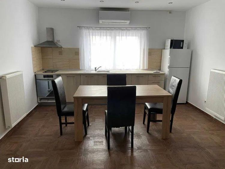Apartament cu 3 camere, mobilat în Lujerului