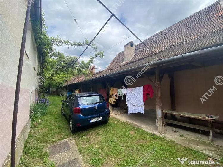 Casa cu 4 camere si anexe in comuna Mohu din Selimbar - 1